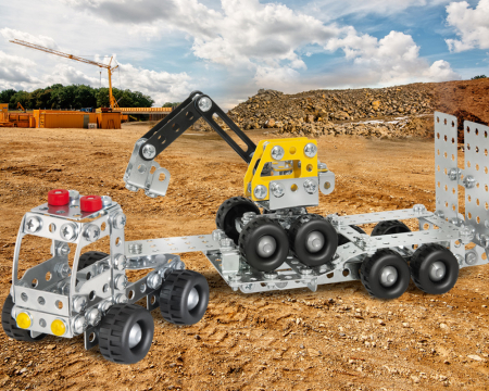 Eitech-Camion-cu-remorca-si-excavator-Set-constructie [4]