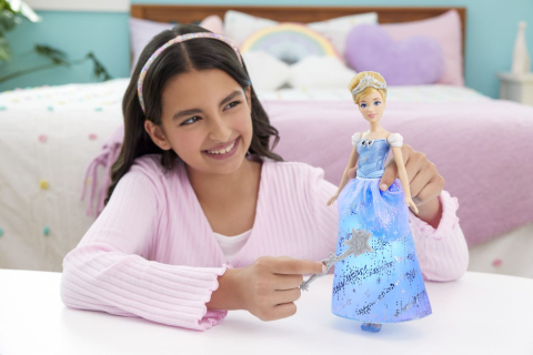 Disney Princess Papusa Cenusareasa Interactiva Cu Rochie Luminoasa [2]