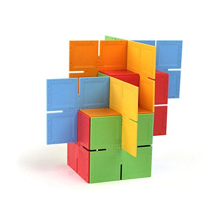 Fat-Brain-Toys-Joc-de-constructie-Patrate-DADO-Original-Fat-Brain-Toys [1]