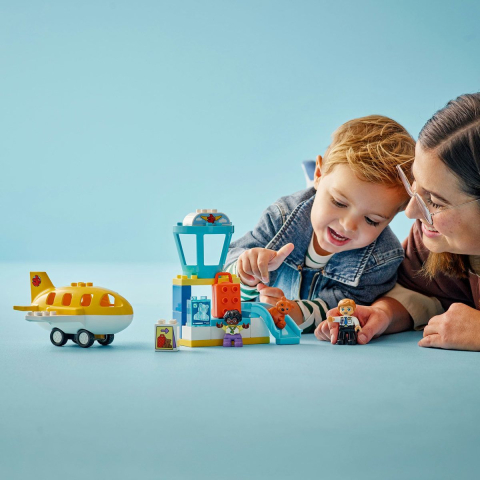Lego Duplo Prima Oara La Aeroport 10443 [4]