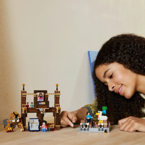 LEGO-Lego Minecraft Ring De Lupta La Conacul Din Padure 21272  [2]