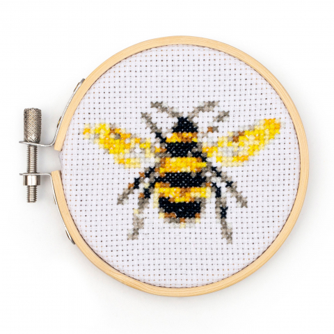 Lucru manual copii - Mini Set de Broderie in Cruciulita – Albina