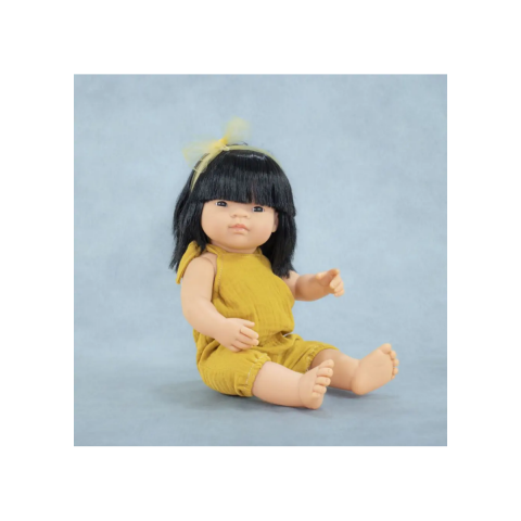 Papusa-fetita-asiatica-38-cm-in-salopeta-mustar,-corp-parfumat,-colectia-My-Friends-and-Me-Miniland [1]
