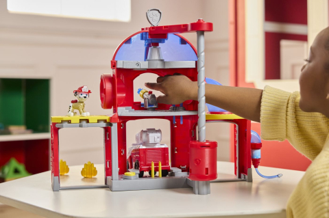 Spin Master-Patrula Catelusilor Statie De Pompieri Interactiva Cu Accesorii Si Figurina Marshall [6]