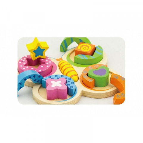Játékok 3-5 éveseknek - Puzzle fluture din cuburi din lemn