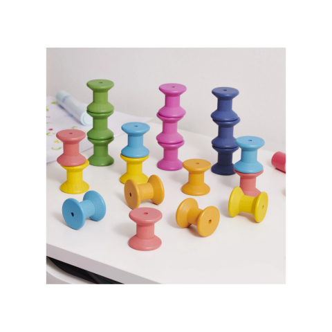 Set-21-mosoare-colorate-din-lemn-pentru-activitati-educative-TickiT [1]
