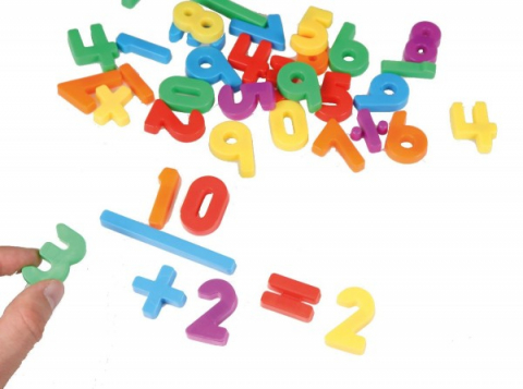 Cadouri botez - Set-cifre-si-semne-matematice-magnetice-Lena-multicolore-36-piese-3-cm-lungime-Lena