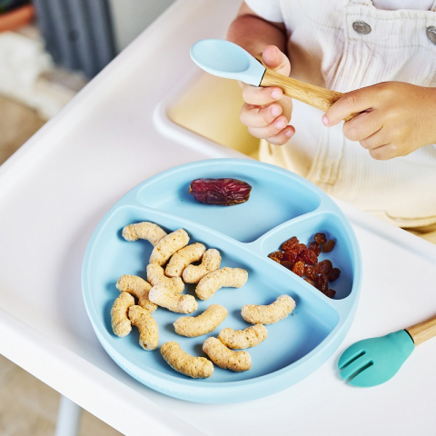 Minikoioi-Set Lingurita si Furculita Minikoioi, Varf din Silicon si Maner din Bambus – Woody Brown [1]