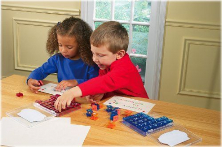 Learning-Resources-Set-stampile-Alfabet-litere-de-tipar [1]