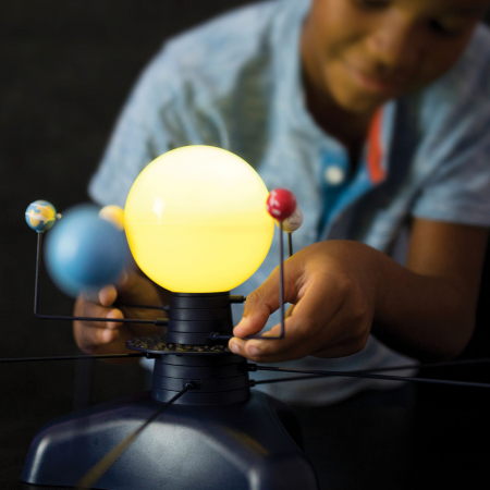 Learning-Resources-Sistem-Solar-Motorizat-Geo-Micul-astronom [2]