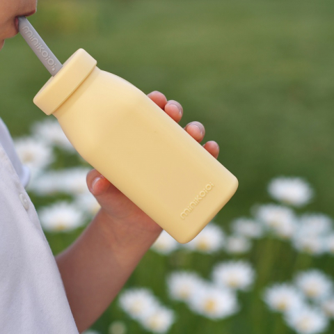 Sticla cu pai din silicon, Minikoioi - Mellow Yellow [1]