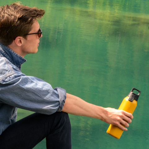 Termos din otel inoxidabil Hot & Cold ONE Mustard, 0.5l [1]