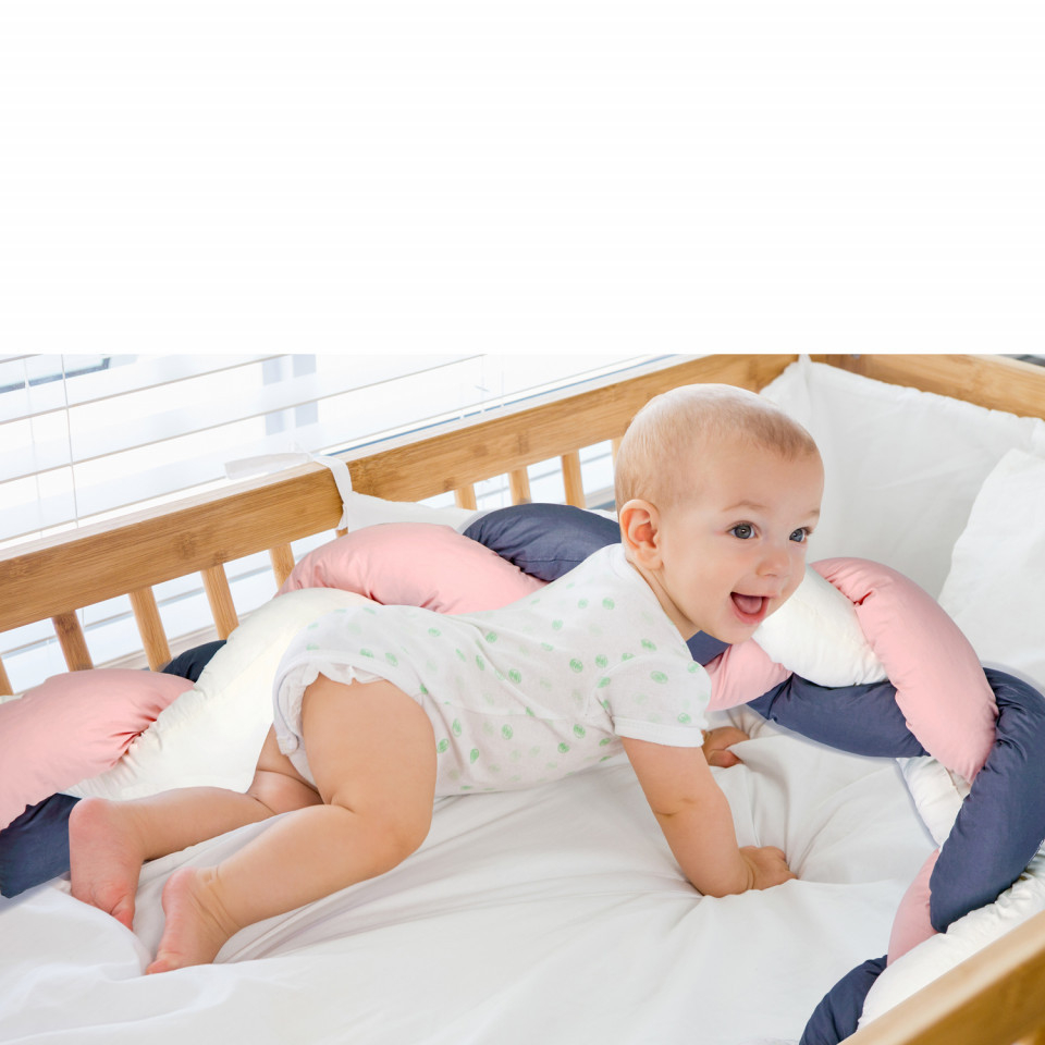 Protecție-laterală-bumper-împletit-TenderBraid-Roz-premium-pentru-bebelusi---BebePrice.ro [2]