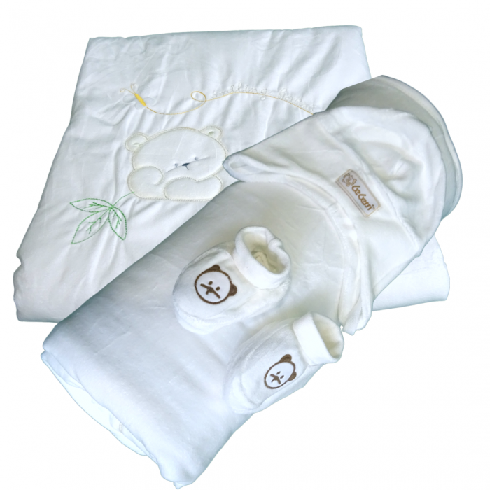 Set Păturica Port Bebe – Căciuliță - Botoșei  din catifea White Cream [2]