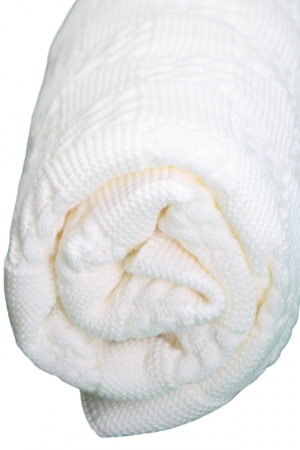 Paturica groasa, tricotata, captusita cu blanita, Cozy, Off-White, 90x100 cm, BebePrice [4]