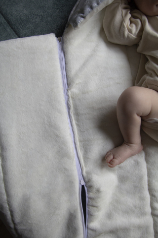 Păturică-multifuncțională-din-bumbac-CozyTouch-Somon-premium-pentru-bebelusi---BebePrice.ro [1]