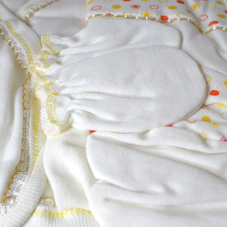 Set maternitate bumbac nou-nascut, Rabbits, Yellow - 5 piese [1]