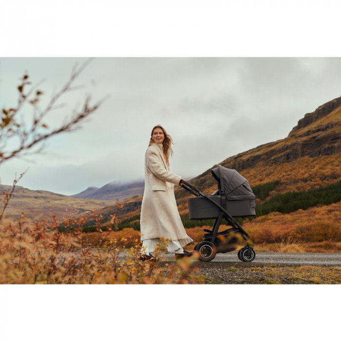 Carucior 3 in 1 Lionelo Amber Plus cadru aluminiu cu landou intarit si salteluta moale cu scoica auto [47]