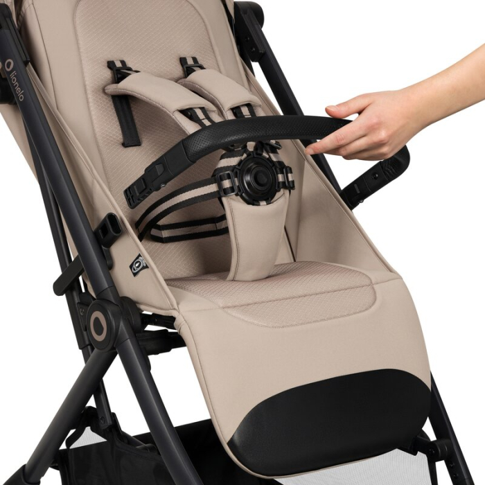 Carucior sport, Lionelo, Tansi, Pliere automata, Ultracompact, Manevrare cu o mana, Roti cu tehnologie GravelTech, Spatar si suport picioare reglabile, 6-48 luni, Sustine 22 kg, Bej [12]