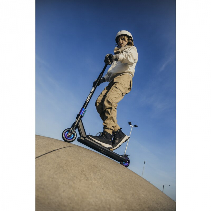 Lionelo - Trotineta Whizz, Pentru Acrobatii, Rulmenti ABEC-9, Sistemul de compresie IHC 9, 20 - 100 kg [18]