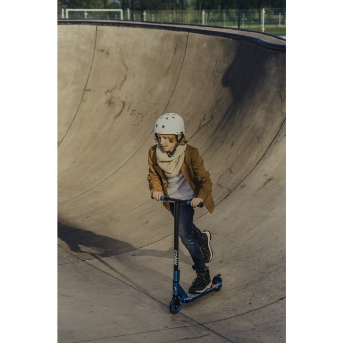 Lionelo - Trotineta Whizz, Pentru Acrobatii, Rulmenti ABEC-9, Sistemul de compresie IHC 9, 20 - 100 kg [22]