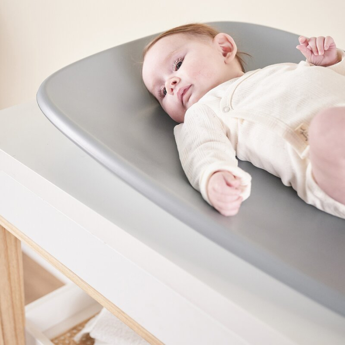 Saltea de infasat, Nattou, Softy, Moale, Utilizabil si fara husa, Design ergonomic, Spuma PU, 70x50x10 cm, Fara BPA, 0 luni+, Gri [5]