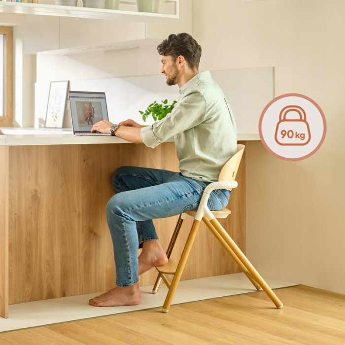 Scaun de masa multifunctional Celia, Lionelo, din lemn de fag, 6 luni- adult, Husa impermeabila, Tavita silicon, Suport de picioare reglabil, Greutate maxima 90 Kg, Negru [21]