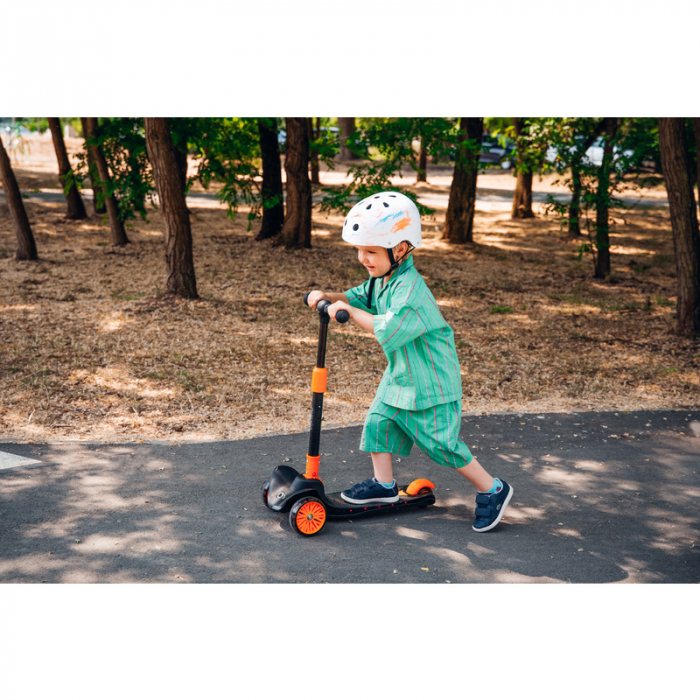 Trotineta Lionelo Timy ultrapliabila pana la 50 Kg cu lumini LED [25]