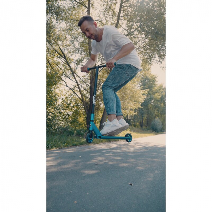 Trotineta Lionelo Whizz pentru Acrobatii 20 - 100 kg [17]