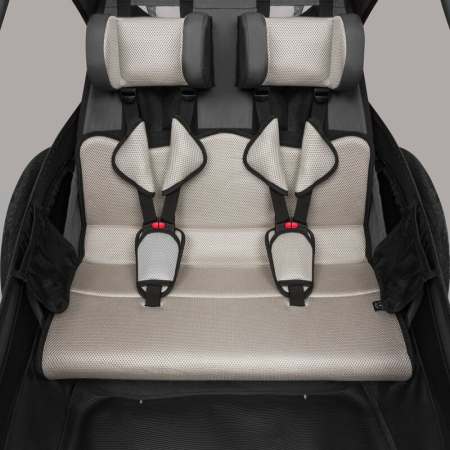 Carucior si remorca de bicicleta, Lionelo, Cama, Multifunctional, pentru 1 sau 2 copii, Geamuri cu protectie solara, Negru [15]