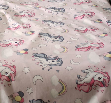 Protectii saltea - Cearsaf cu elastic din bumbac ranforce Unicorni pentru patut/saltea de 170 x 70 cm