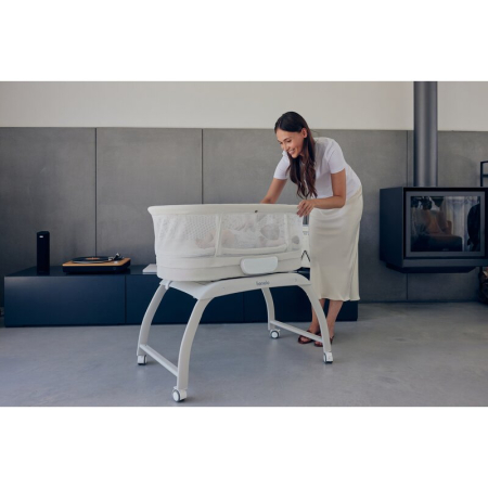 Patut balansoar, Lionelo, Coral, cu landou ergonomic detasabil, Functie de balansare integrata, Functie de cantar, Sunete si cantece de leagan, cu roti, Panou tactil sau telecomanda, 0-9 kg,  Alb [27]