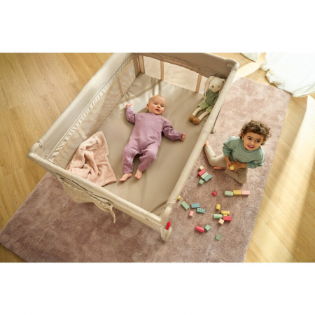 Patut pliant Lionelo Laura 102 x 74 cm cu doua nivele cu functie de tarc cu roti [25]