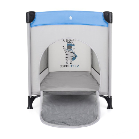 Patut pliant, Petite&Mars, Koot, 120 x 60 cm, Cu roti, Functie de tarc, Pliere compacta, Include geanta de transport, Intrare laterala cu fermoar, Pereti din plasa, Pana la 15 kg, 0-30 luni, Gri [4]