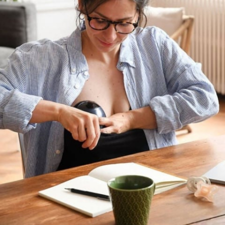 Pompa de san electrica hands free Beaba Night Blue [2]