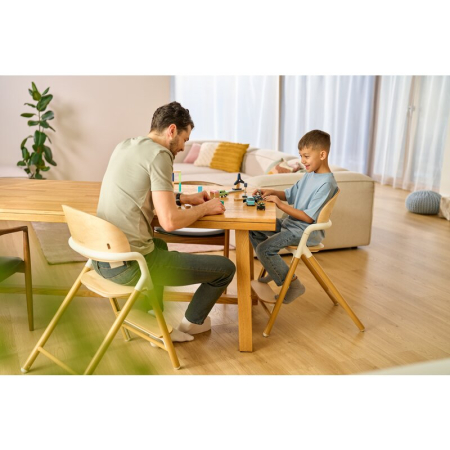 Scaun de masa multifunctional Celia, Lionelo, din lemn de fag, 6 luni- adult, Husa impermeabila, Tavita silicon, Suport de picioare reglabil, Greutate maxima 90 Kg, Negru [28]