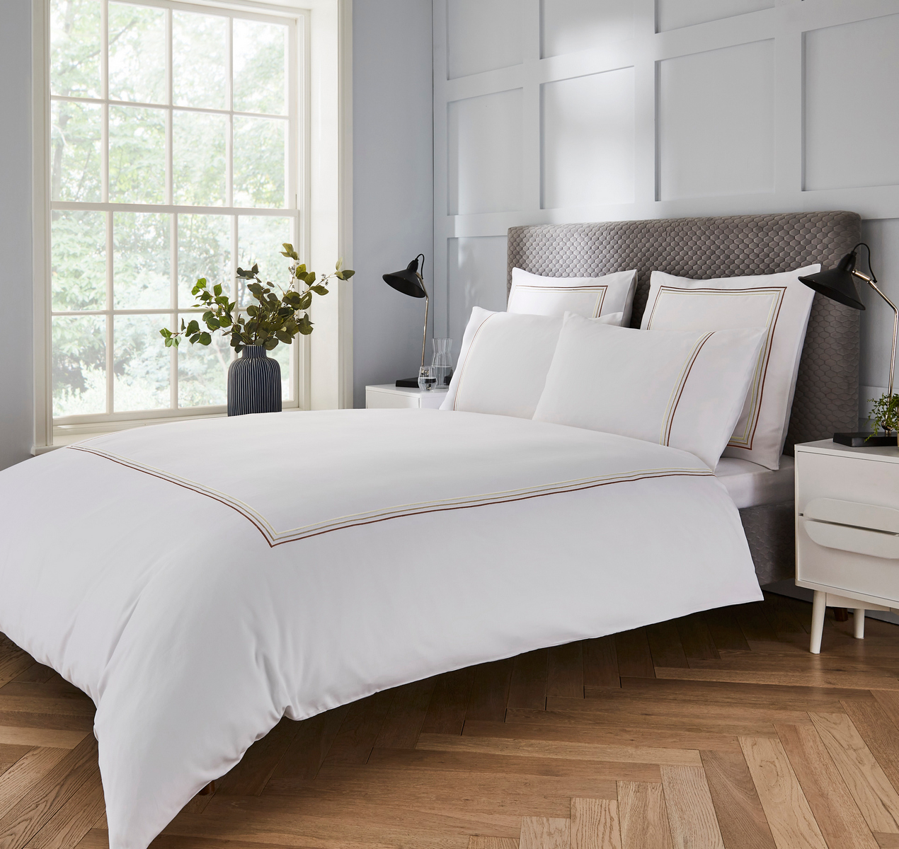 Lenjerie pat Heritage 400TC 3 Row Cord White Latte 230x220 cm