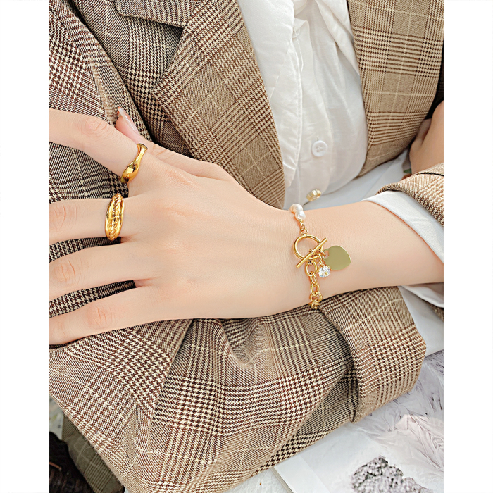 Bratara inox placata cu aur 18 k cu perle naturale si pandantiv inima – Eleganta si rafinament modern [3]