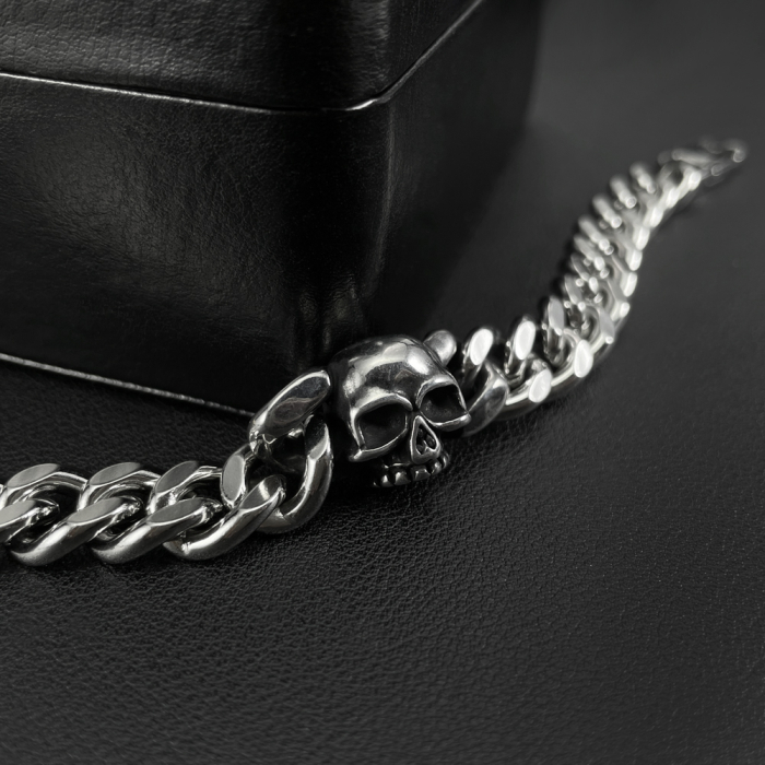 Bratara inox Cap de Mort – Simbol al Rebelului Urban [10]