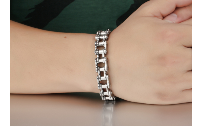 Bratara inox lant moto – Forta si stil mecanic [8]