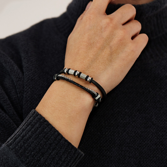 Bratara piele neagra cu lant inox si elemente metalice – Stil modern masculin [2]