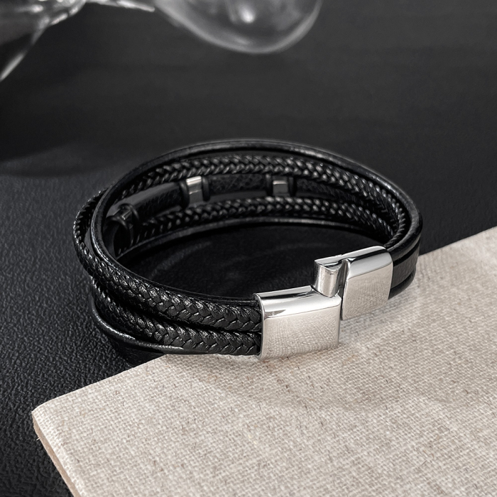 Brățară piele neagră împletită cu multiple fire și detalii din inox [14]