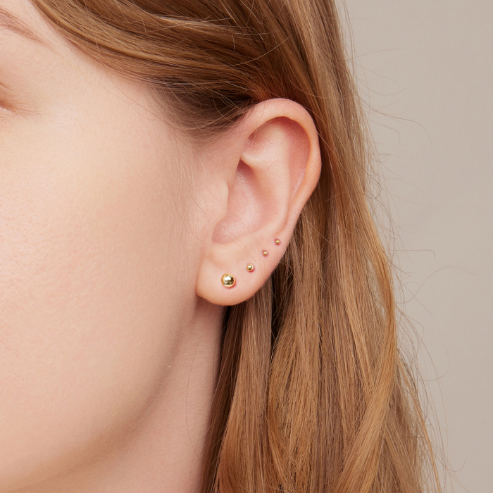 Cercei argint 999 placati cu aur, cu bilute de 2 mm, 10 mm lungime [2]