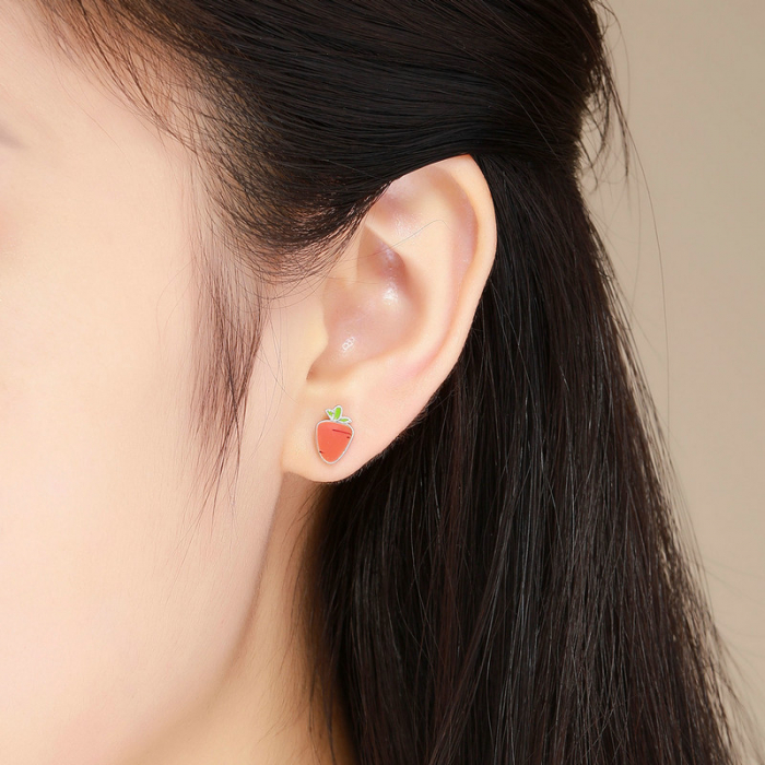 Cercei argint asimetrici Iepuras si Morcov placati cu rodiu [6]