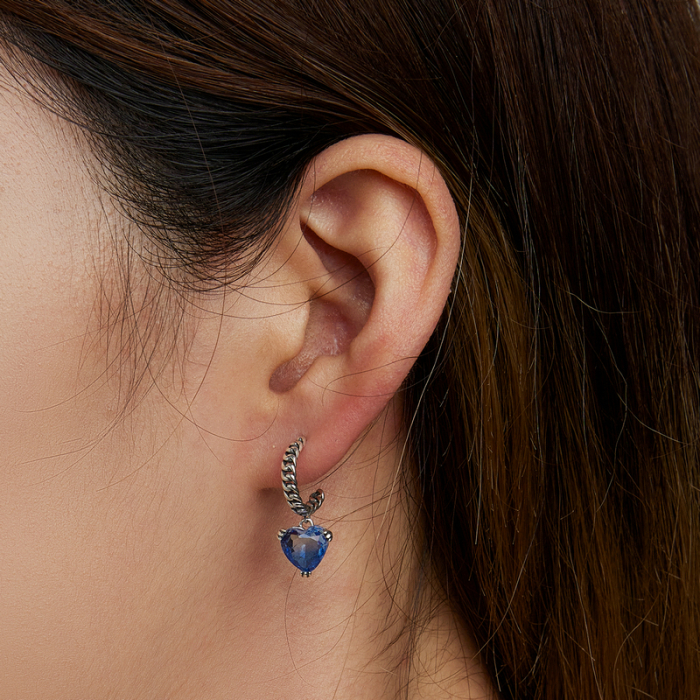Cercei argint cu inimioare albastre [6]