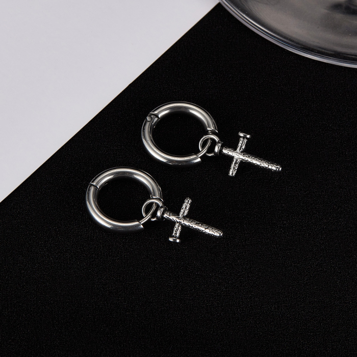 Cercei inox cu cruciulite [3]