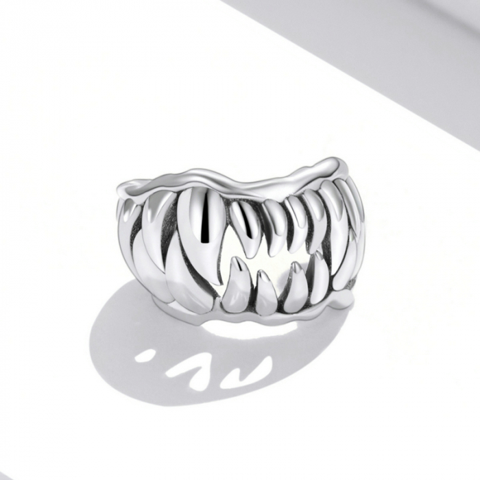 Cercel argint ear cuff cu colti, peste ureche [3]
