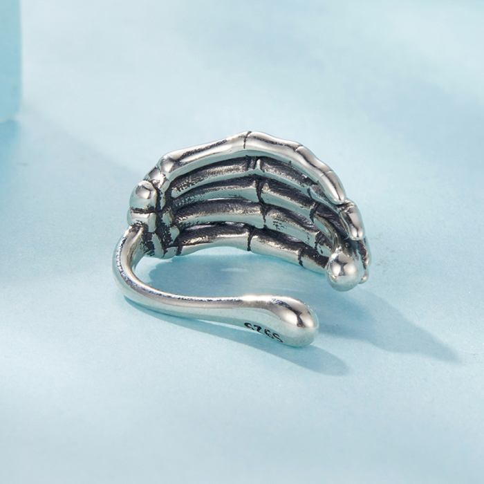 Cercel argint mana schelet [5]