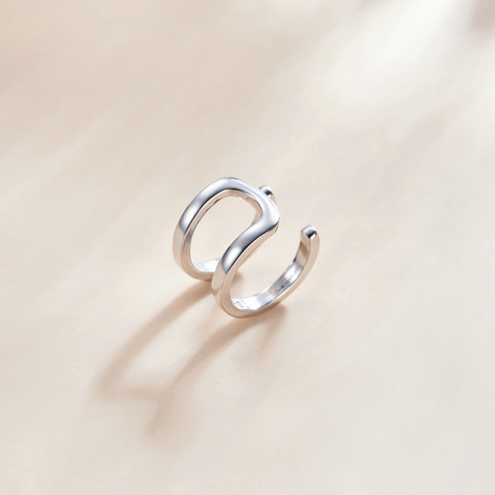 Cercel argint ear cuff pe ureche [5]
