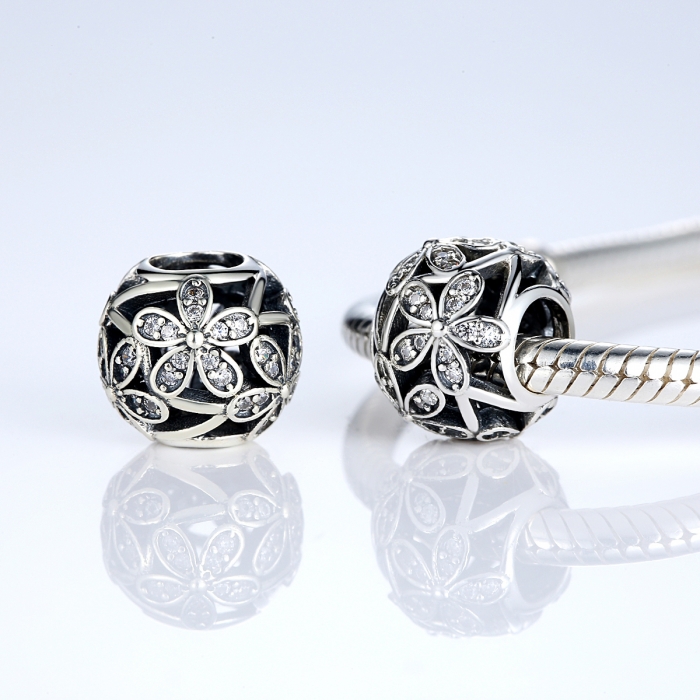 Charm argint 925 cu floricele si zirconii albe - Be Nature PST0014 [3]